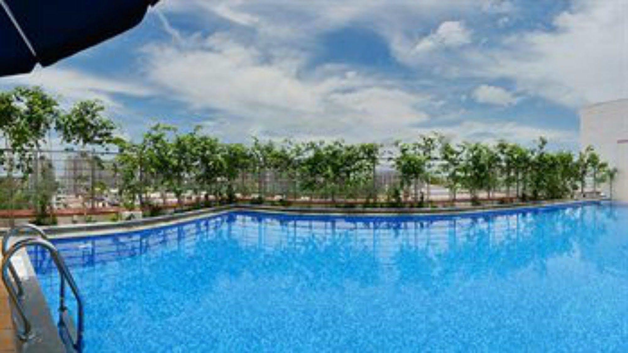 Lemon Tree Hotel, East Delhi Mall, Kaushambi Ghaziabád Exteriér fotografie